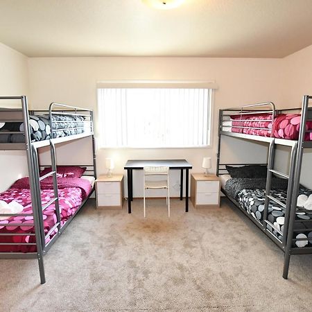 Hostel Style Shared Room เดลีซิตี ภายนอก รูปภาพ
